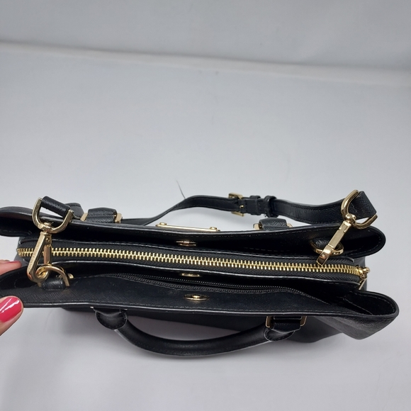 Michael Kors Black Shoulder Bag Purse - Picture 4 of 16